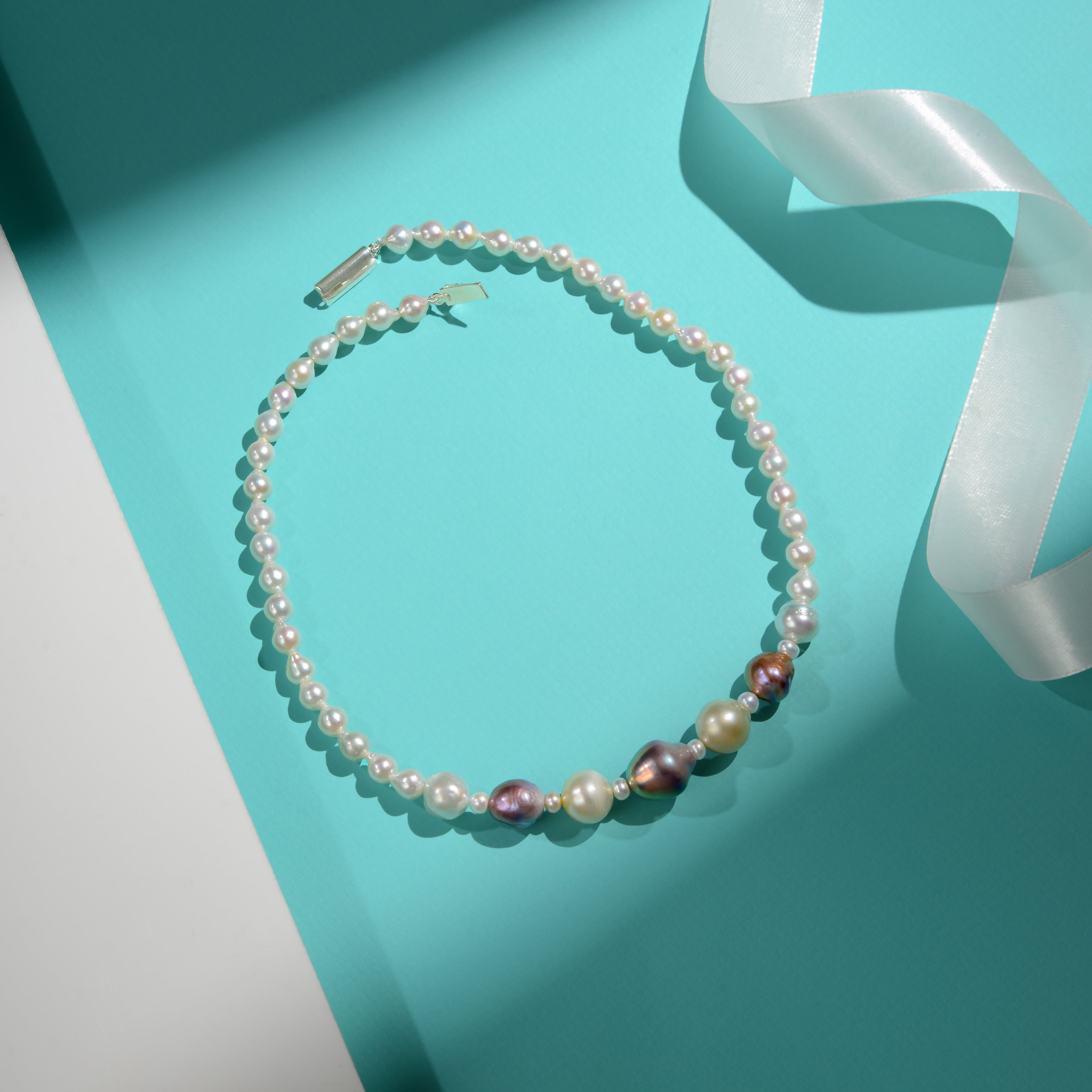 Multi-Tone Pearl Necklace