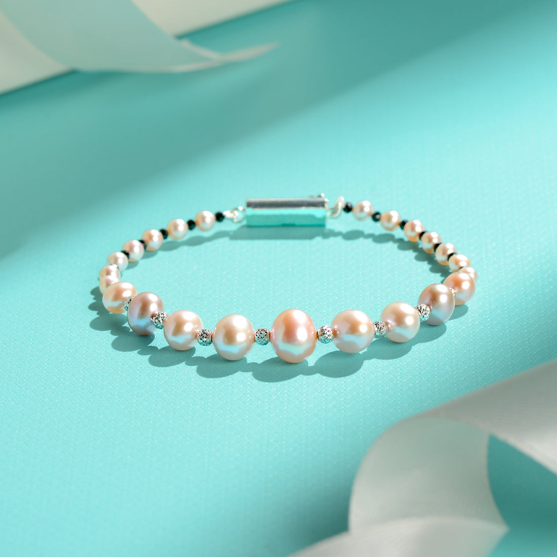 Classic Oval Pearl Bracelet with Silver Spacers