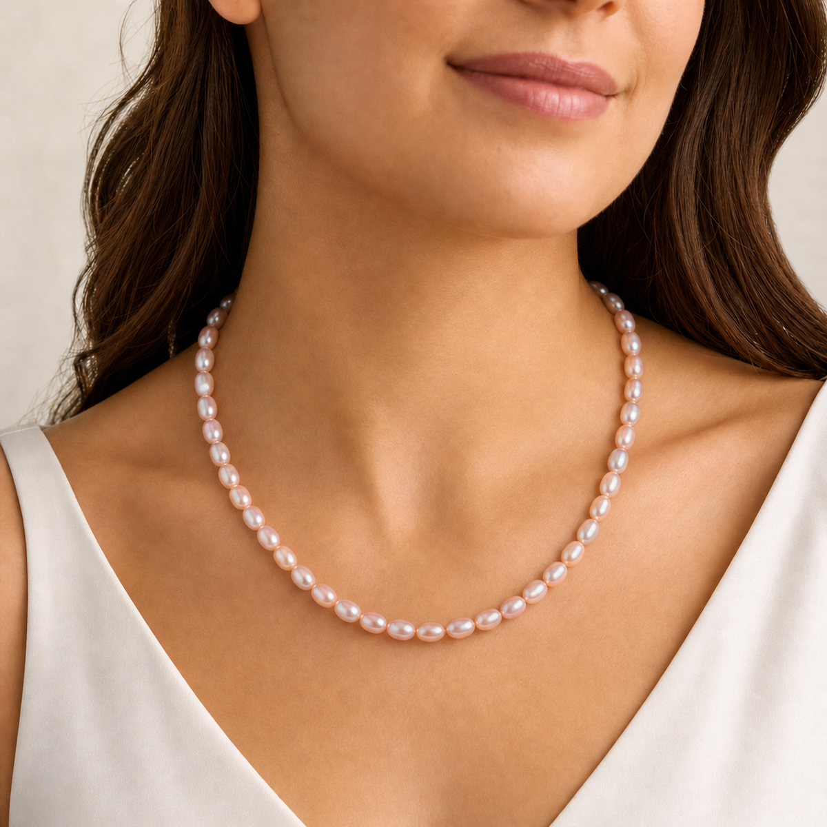 Single Line Pearl Necklace in Peach Blossom