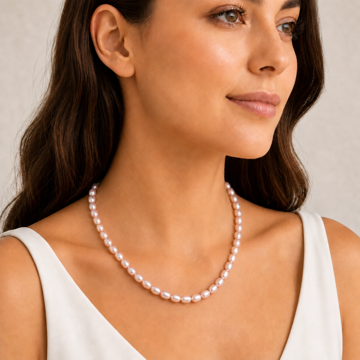 Single Line Pearl Necklace in Peach Blossom
