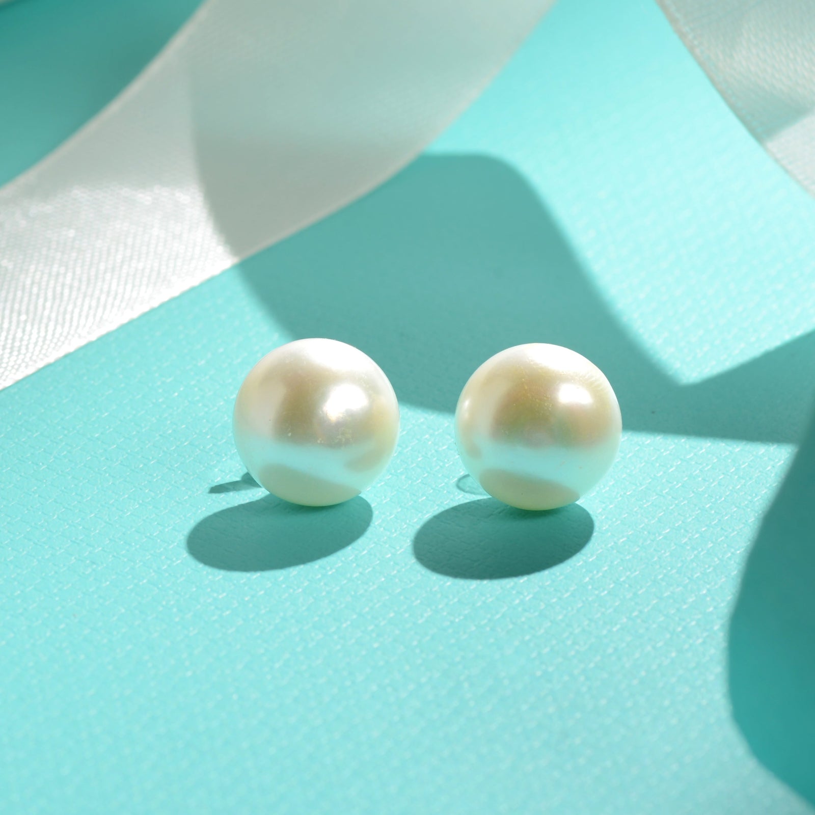Eclat Round Pearl Studs (Lustrous Round Freshwater Pearl Stud Earrings)