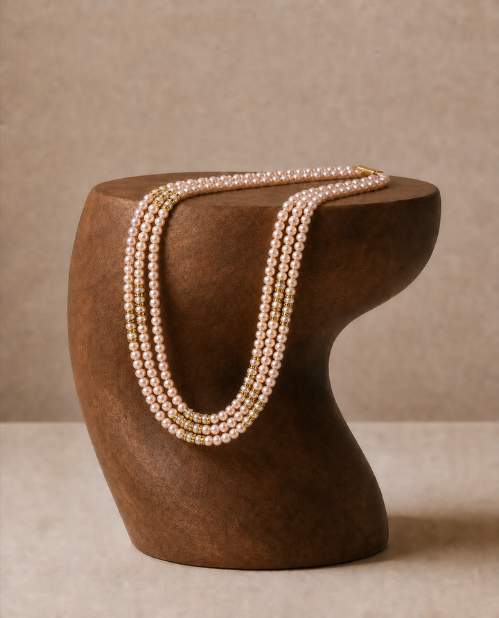 cream color natural pearls necklace