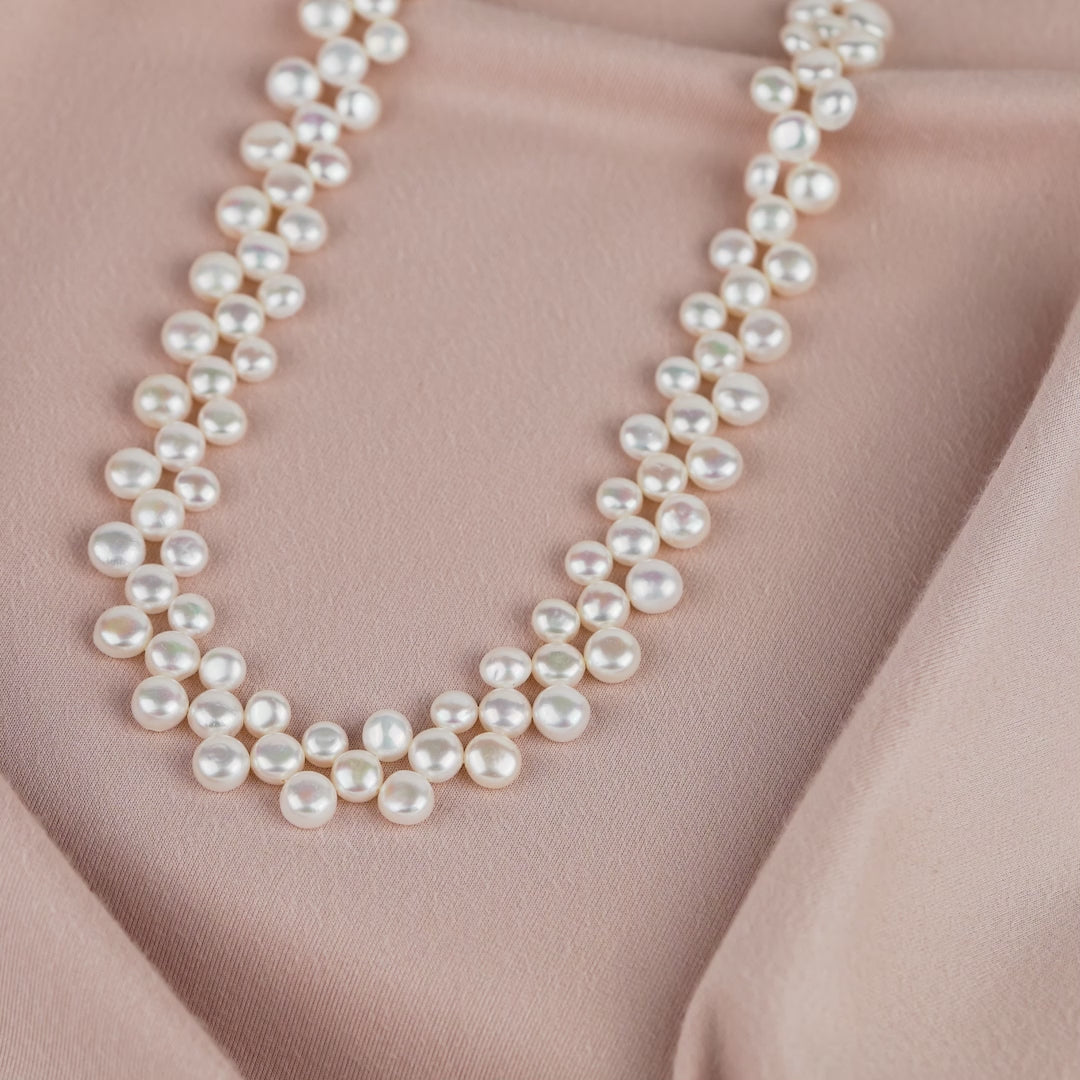 Shining Grace Button Pearl Necklace