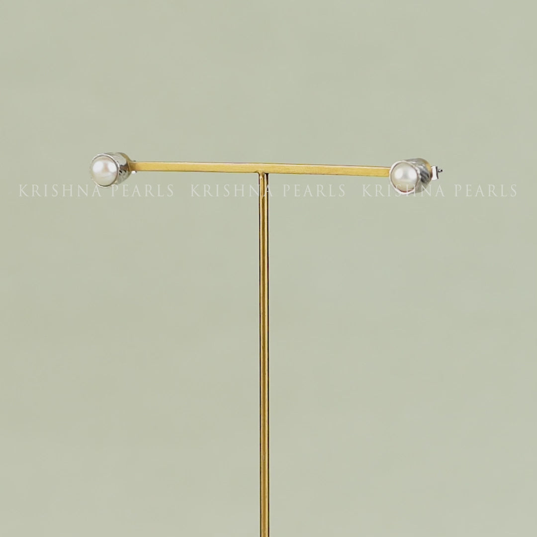 Freshwater Pearl Silver Studs