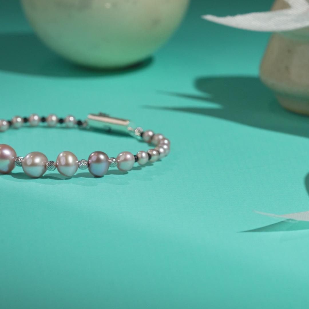 Classic Oval Pearl Bracelet with Silver Spacers