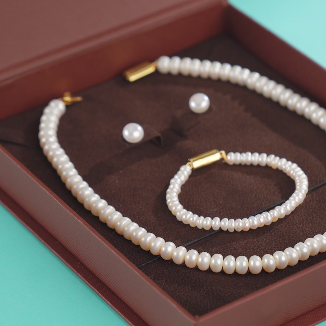 Pureline Freshwater Pearl Set (White Freshwater Pearl Necklace, Bracelet & Stud Earrings)