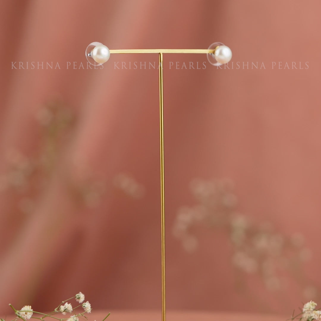 Pearl Stud Earrings-T0030