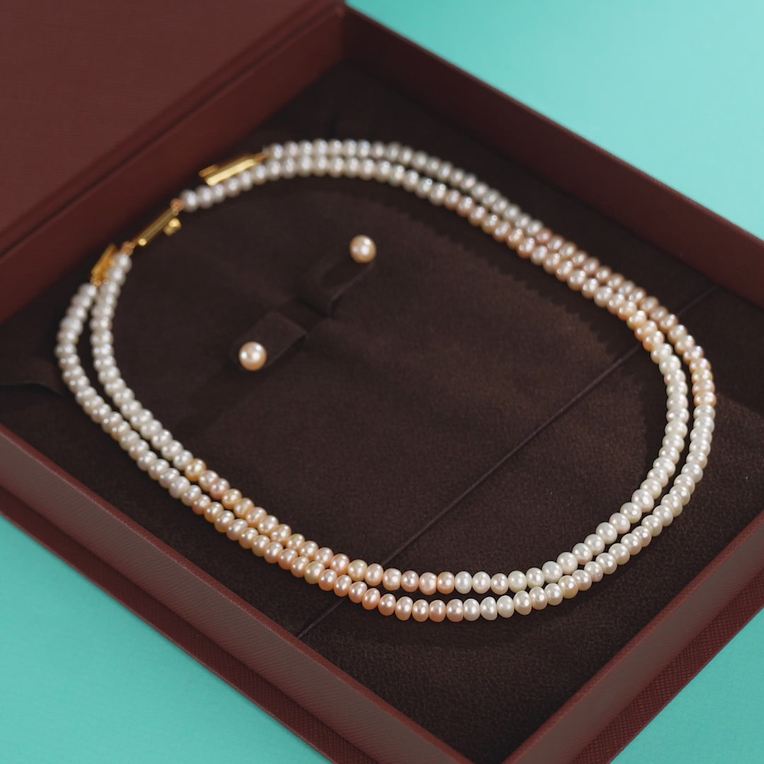 Soft Gradient Freshwater Pearl Set (Necklace & Stud Earrings)