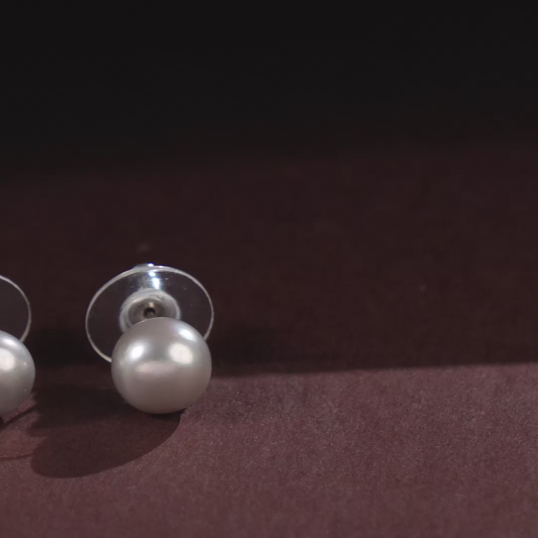 Silver Button Studs (Freshwater Grey Pearl Stud Earrings)