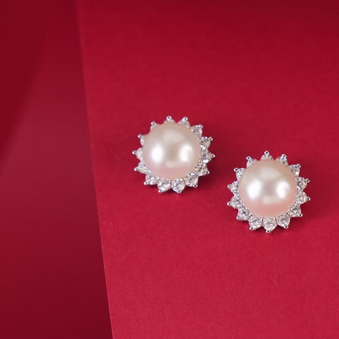 Pearl Radiance (Pearl Stud Earrings)