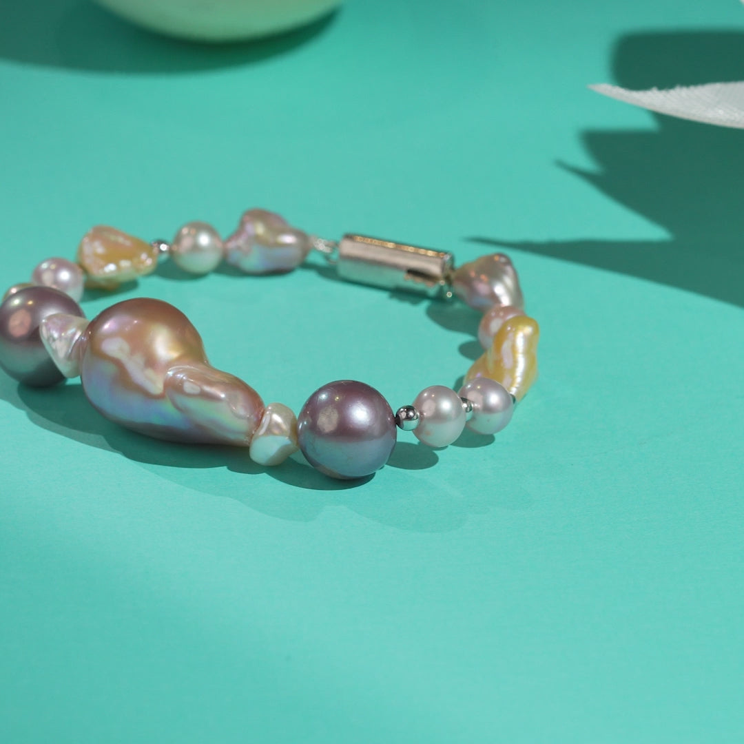 Aurora Baroque Pearl Bracelet