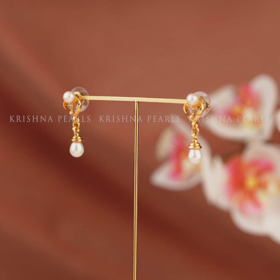 Dainty Pearl Drop Earrings