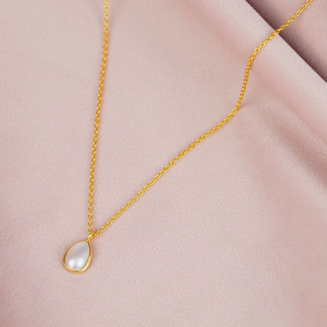 Modern Silver Fresh Water Pearl Pendant Necklace with a Gold Coating