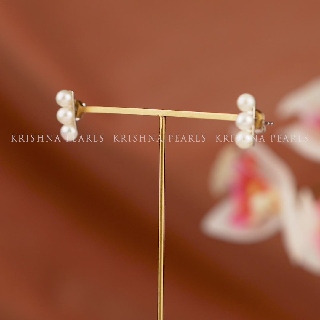 Classic Freshwater Cultured Pearl Earrings